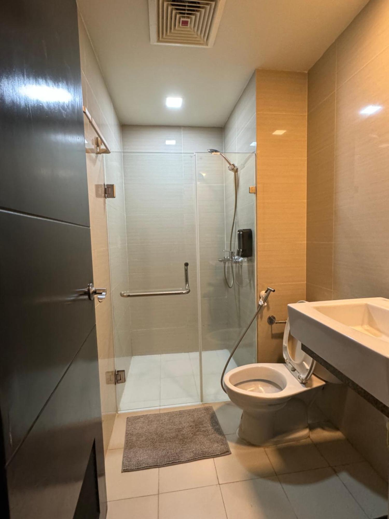 81 Newport Blvd Cluster 4 Unit B 3Rd Flr By Rechelle Nunag パサイ エクステリア 写真
